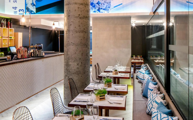 Rydges Perth Kings Square
