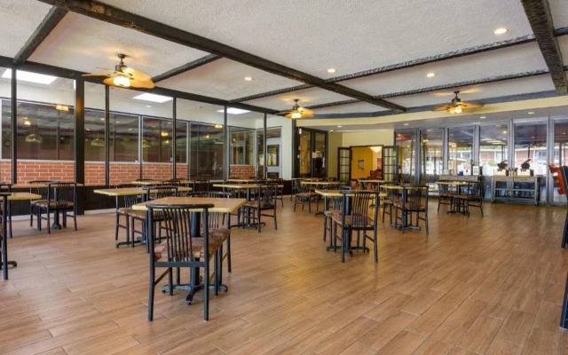 Clarion Hotel Lebanon-Hershey East