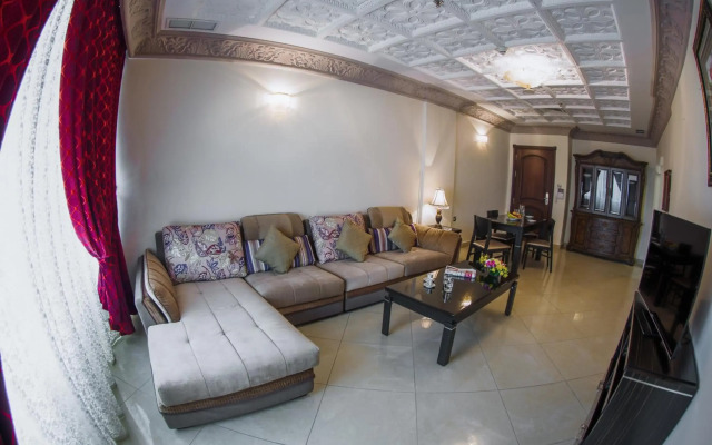 Sara Plaza Apartment Hotel