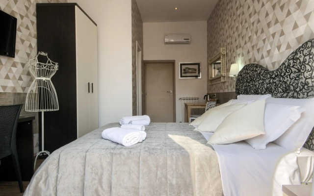 Domus Pietro Inn