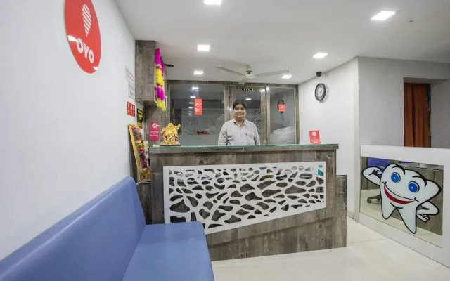 OYO 9903 Hotel Care Residency