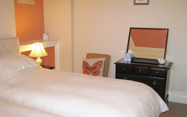 Dunedin Guest House