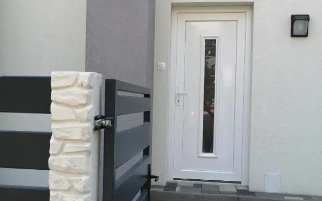 Monika Apartman