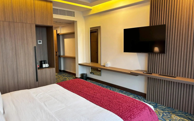 Surgrand Hotel