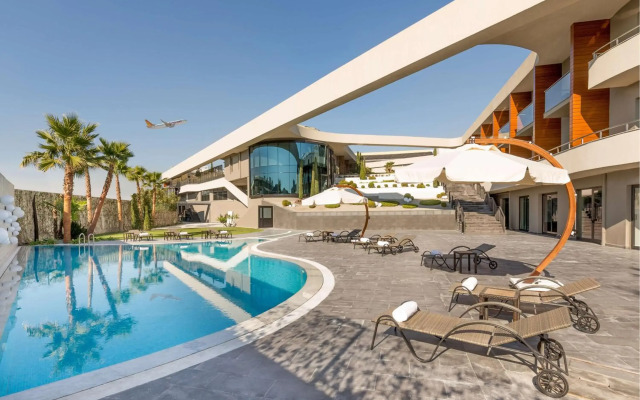 Doubletree By Hilton Hotel Izmir Airport
