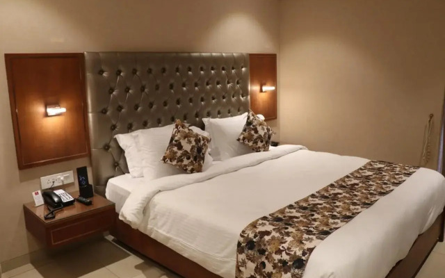 Parker Lords Eco Inn Ahmedabad