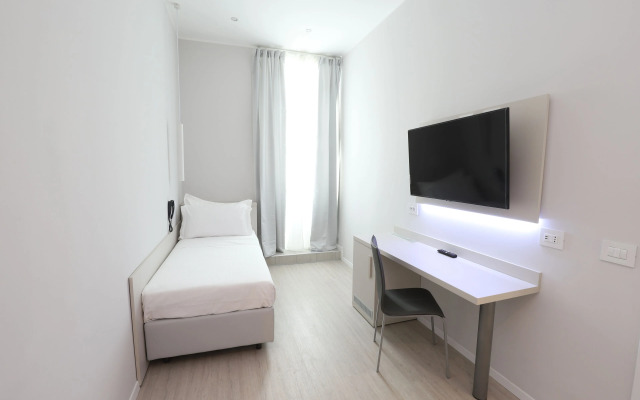 Cadorna Luxury Hotel