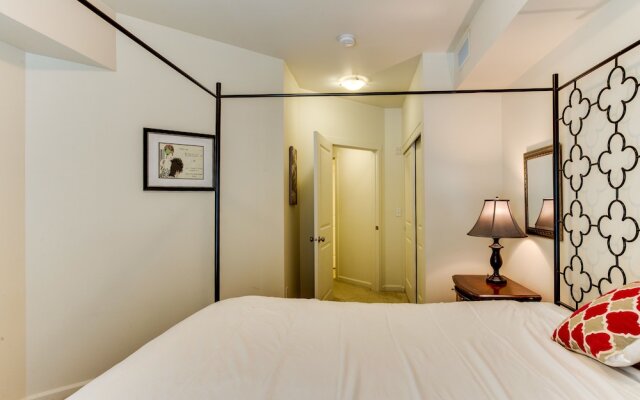 On the Columbia Vacation Apartments