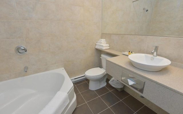 Hotel et Pavillons Le Petit Manoir du Casino