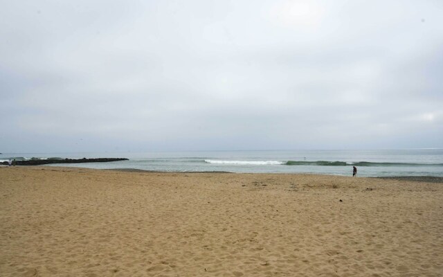 Chic & Central Ventura Home - Walk to Beach!