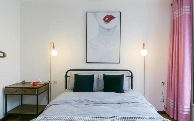 Xi’an NewTown·North Passenger Station· Locals Apartment 00125860