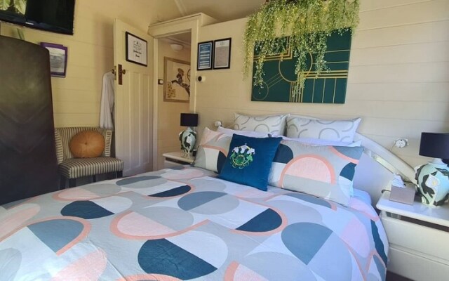 Dovecote House Bed and Breakfast