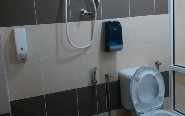 AL 33 Hotel Ayer Keroh