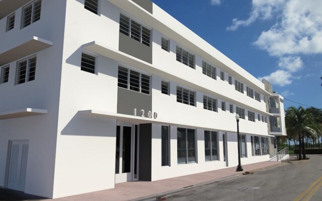 SoBe 12th and Ocean Suites