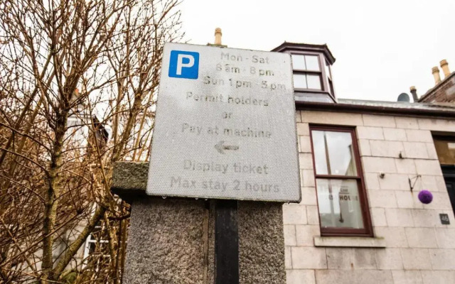 Lost Guest House - Aberdeen