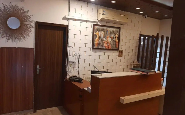 Pop 80797B Hotel Suvidha