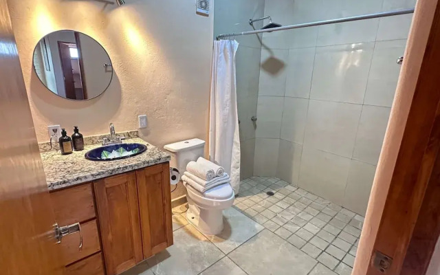 Studio With Salt Water Pool
