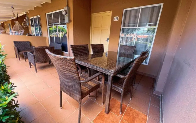 House near from Marina Herradura with private pool