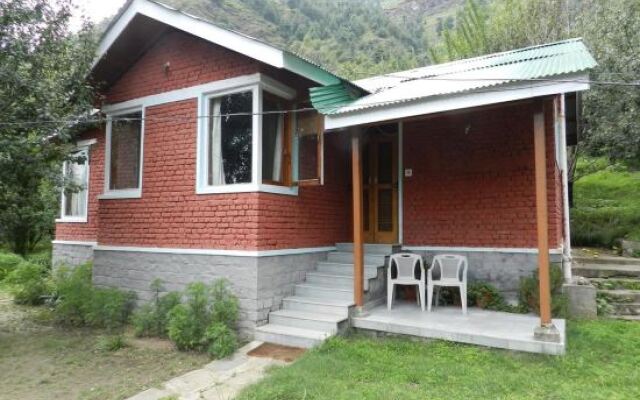 Manali Treehouse Cottages