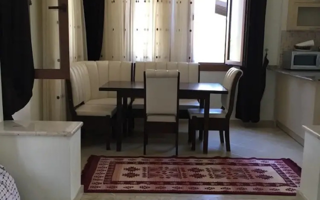 Villa B Calis Beach