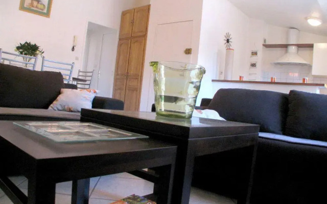 Les Balcons De La Cité - Le Saint Gimer