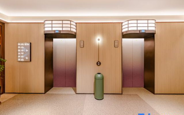 Orange Hotel (Urumqi Station North Square Branch)