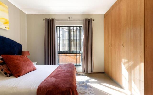 82 NOLE 2bed 2 bath apartment