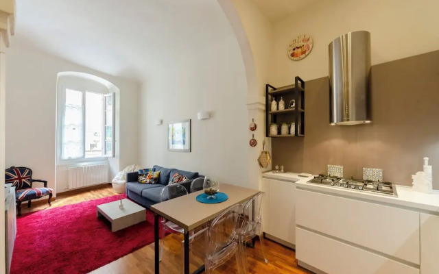 Bright 2BR flat in Rapallo Centre