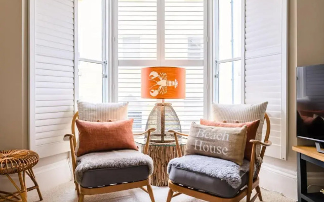 Chart House Sleeps 6