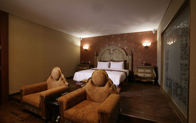 SR Suites Pangyo