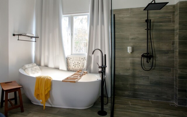 Baan Piti Private Pool Villa