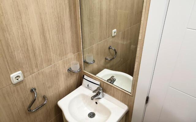 Spacious 3 Bedroom 2nd Line Beach Apartment Marbella Center