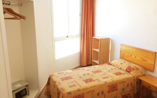 Magalluf Playa Apartments - Adults Only