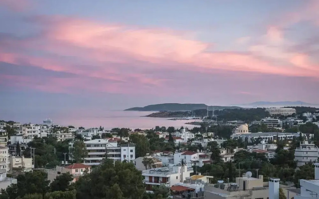 Sea View Apartment with Hot Tub & Sauna