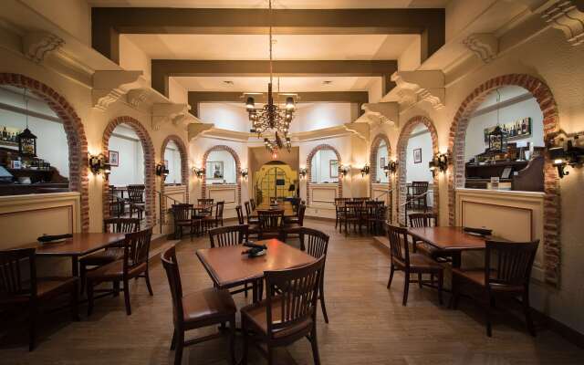 Best Western North Bay Hotel & Conference Centre