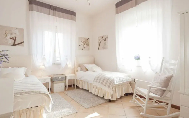 Nina Guest House