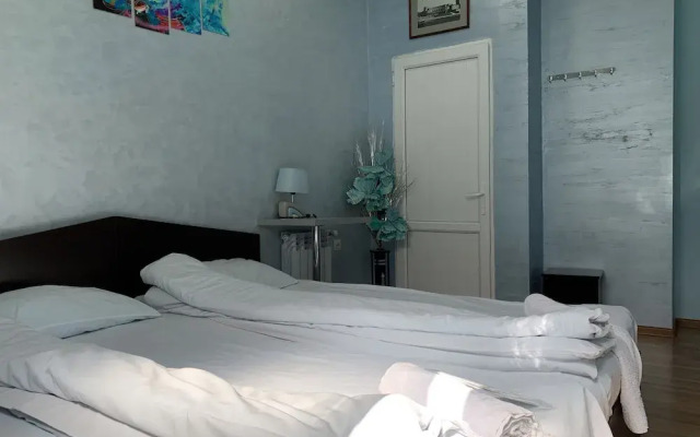 Domino Yerevan Hostel & Tours