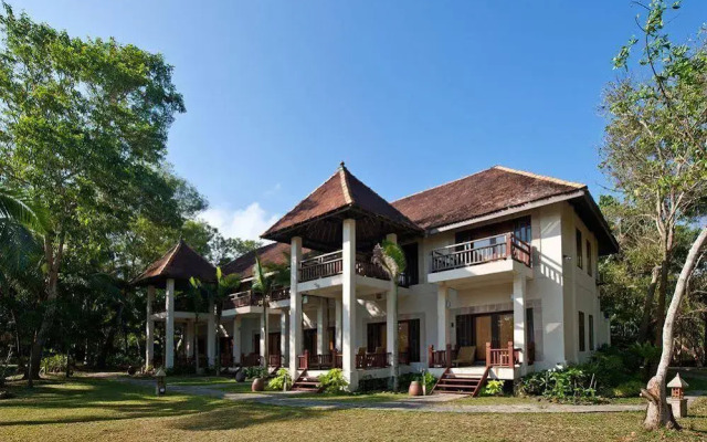 The Aryani Resort
