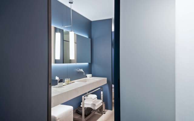 Hilton Lake Como Hotel