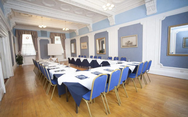 The White Swan Hotel