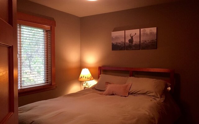 River Rock Mountain Cabin