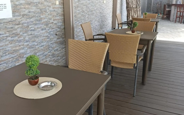 Summer Dream Hotel