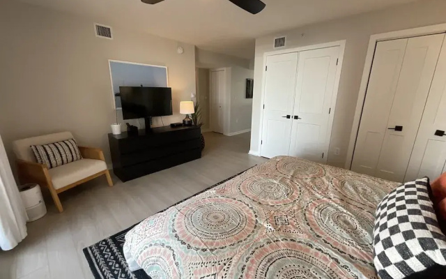 504 Brighton 2 Bedroom Condo