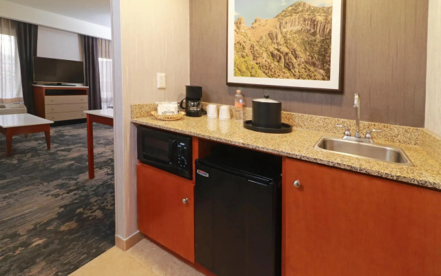 Hampton by Hilton Chihuahua