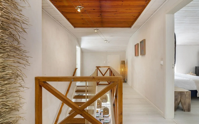 Stylish Sunny Penthouse Near Cascais Center & Greenspace