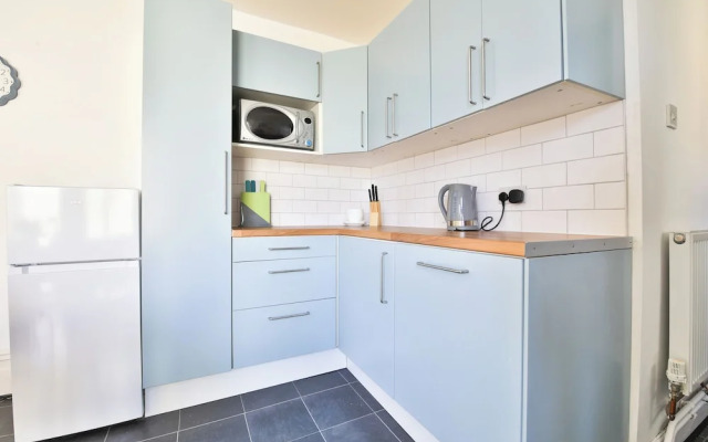 Beautifully Designed 2 Bed Apartment
