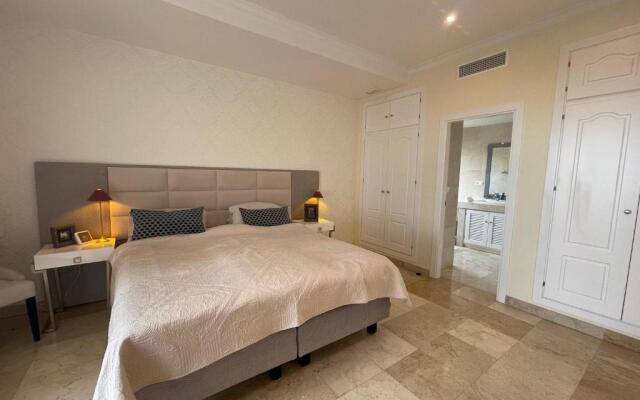 Villa Olga MARBELLA- GOLDEN MILE -Breathtaking SEA VIEW- PRIVATE POOL