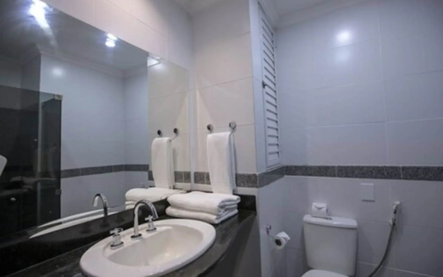 Da Vinci Hotel & Conventions