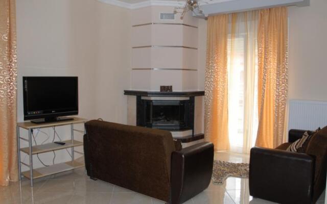 Kyknos De Luxe Suites
