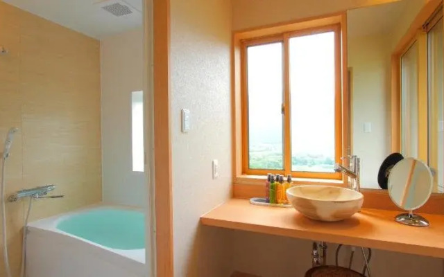 Hakone Hoshi No Akari